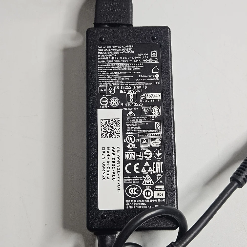 DELL AC Adapter 65W/ HA65NS5-00